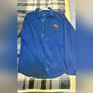 Men's Abercrombie & Fitch Medium Button Button Down Long Sleeve Moose Logo